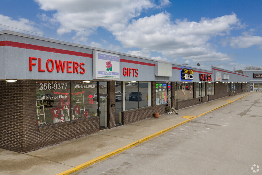 2205 US Highway 23 S, Alpena, MI for lease - Building Photo - Image 1 of 13