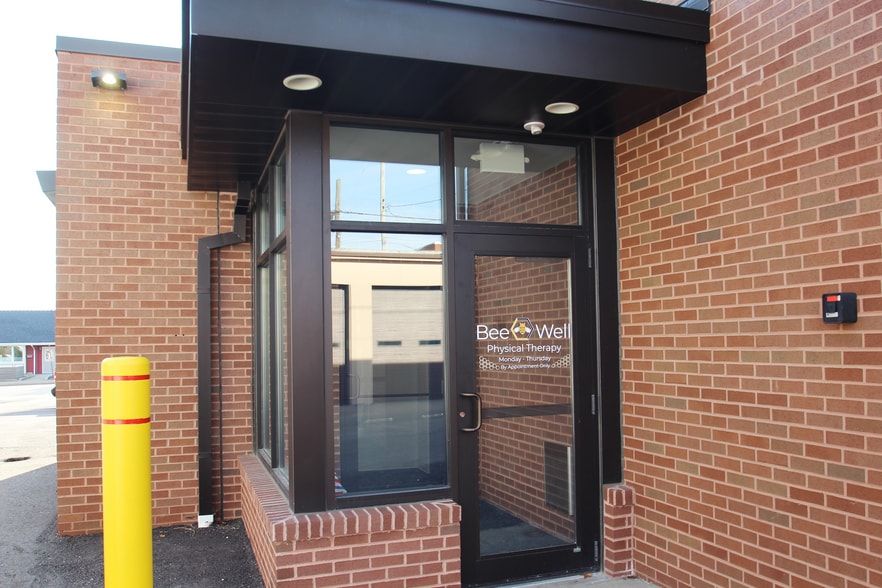 119 N Court St, Medina, OH for lease - Building Photo - Image 3 of 15