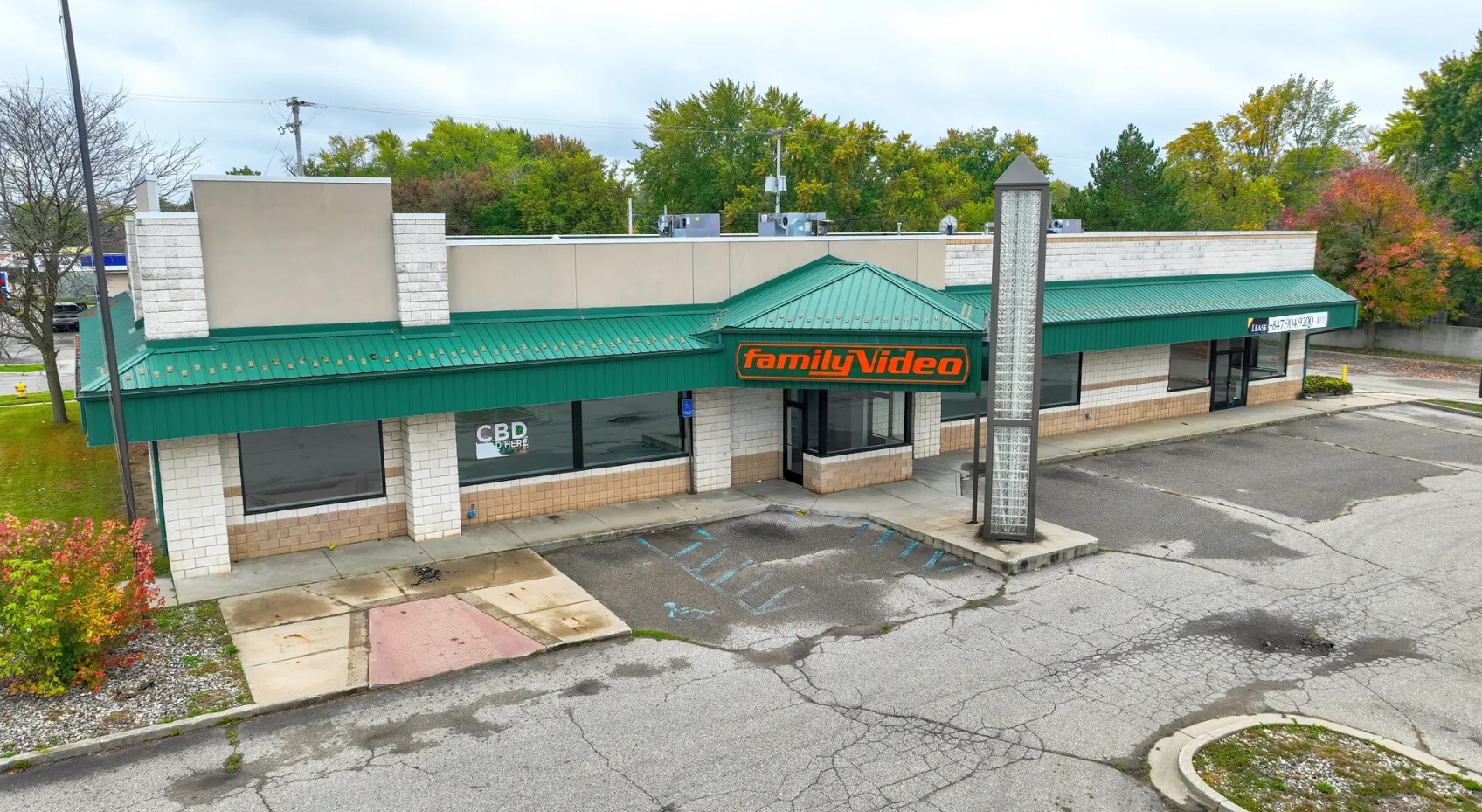 5620 S Saginaw St, Flint, MI for lease Building Photo- Image 1 of 7