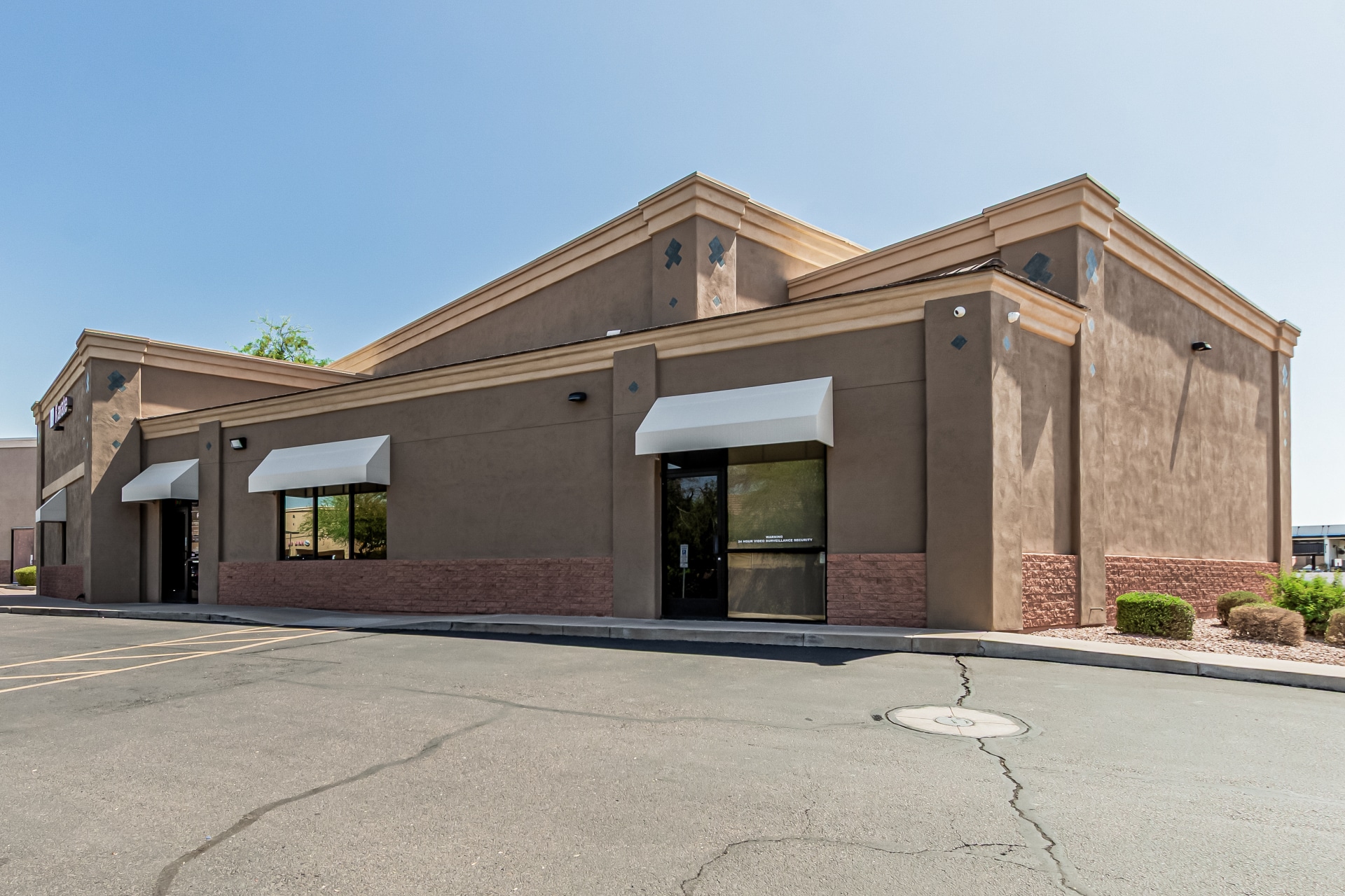 3173 E Chandler Blvd, Phoenix, AZ for sale Building Photo- Image 1 of 46