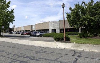 More details for 44 W Jefryn Blvd, Deer Park, NY - Industrial for Lease