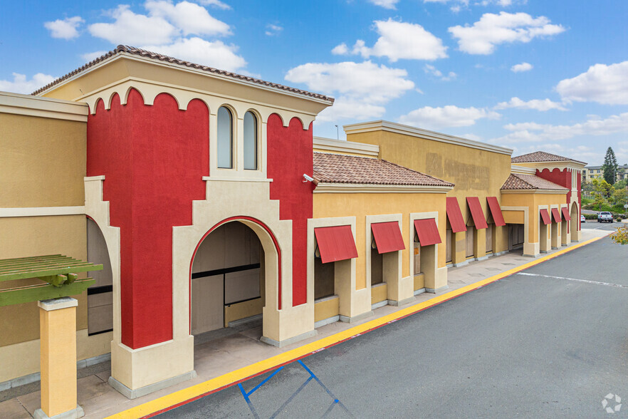 2310 Proctor Valley Rd, Chula Vista, CA for lease - Building Photo - Image 2 of 4