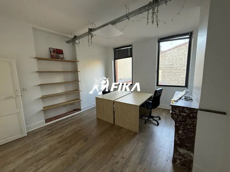 118 Grande-Rue Saint Michel, Toulouse for lease - Interior Photo - Image 1 of 11