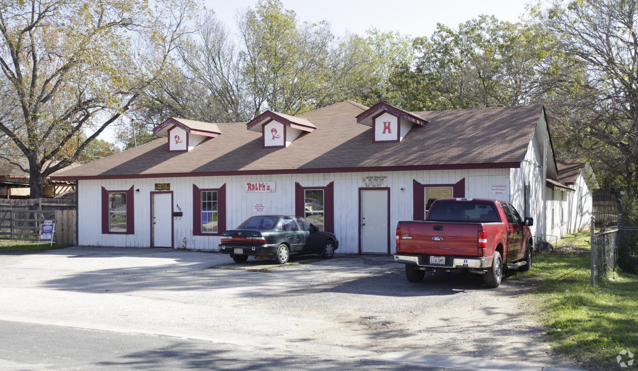105 W Brenham St, Elgin, TX for sale Primary Photo- Image 1 of 1