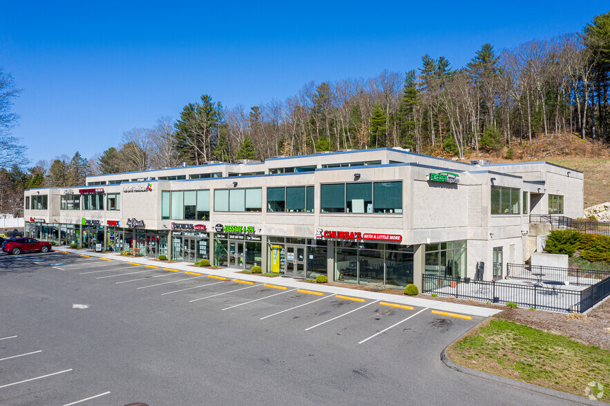 76 Watertown Rd, Thomaston, CT for lease - Primary Photo - Image 1 of 5