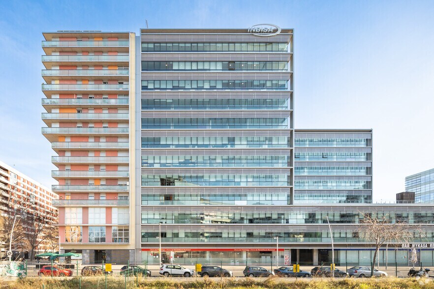 Carrer De Pujades, 342-362, Barcelona, Barcelona for lease - Building Photo - Image 3 of 17