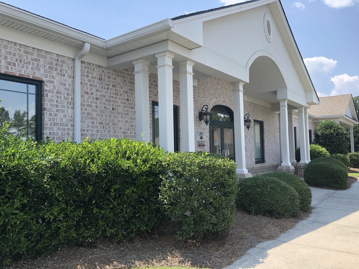 613 Towne Park West Dr, Rincon, GA 31326