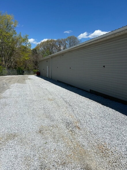 160 Lynn Rd, Johnson City, TN for sale - Building Photo - Image 2 of 18