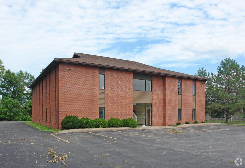 332 Jefferson Rd, Rochester, NY for sale - Primary Photo - Image 1 of 1