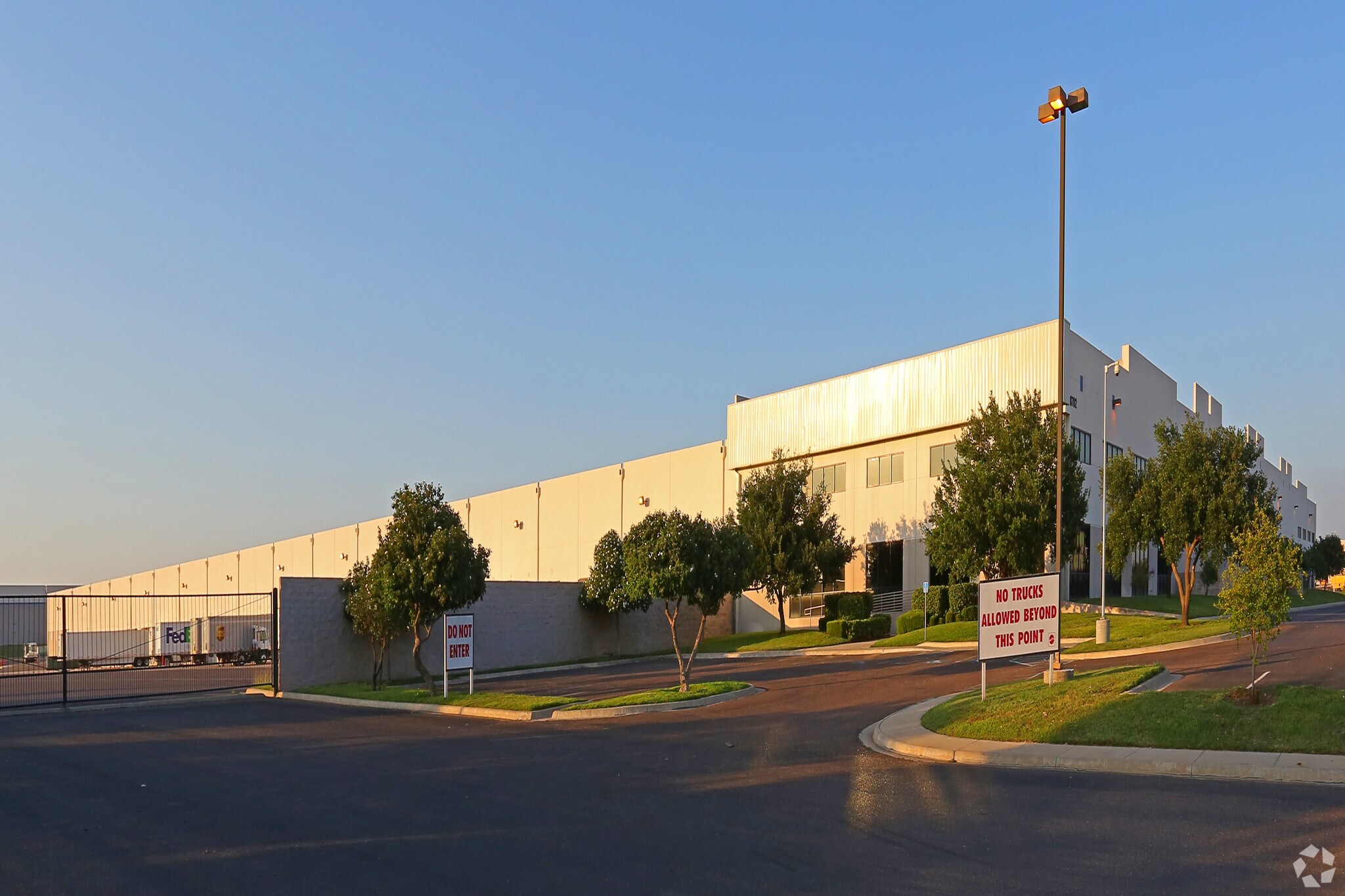 8702 Killam Industrial Blvd, Laredo, TX 78045 Industrial for Lease
