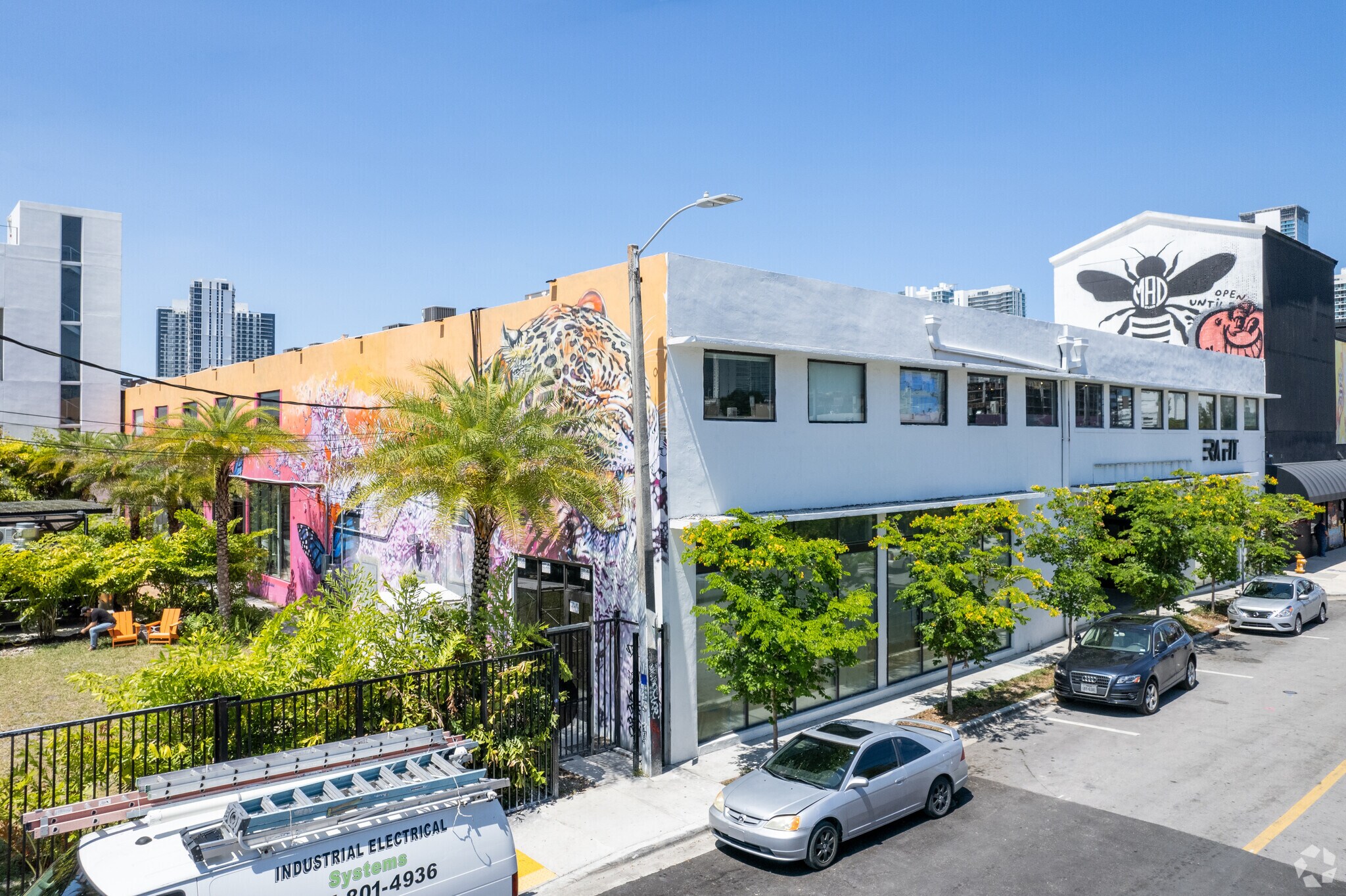 51 NE 24th St, Miami, FL for lease Primary Photo- Image 1 of 20