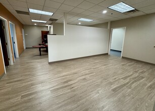 9200 Church St, Manassas, VA for lease Interior Photo- Image 2 of 7