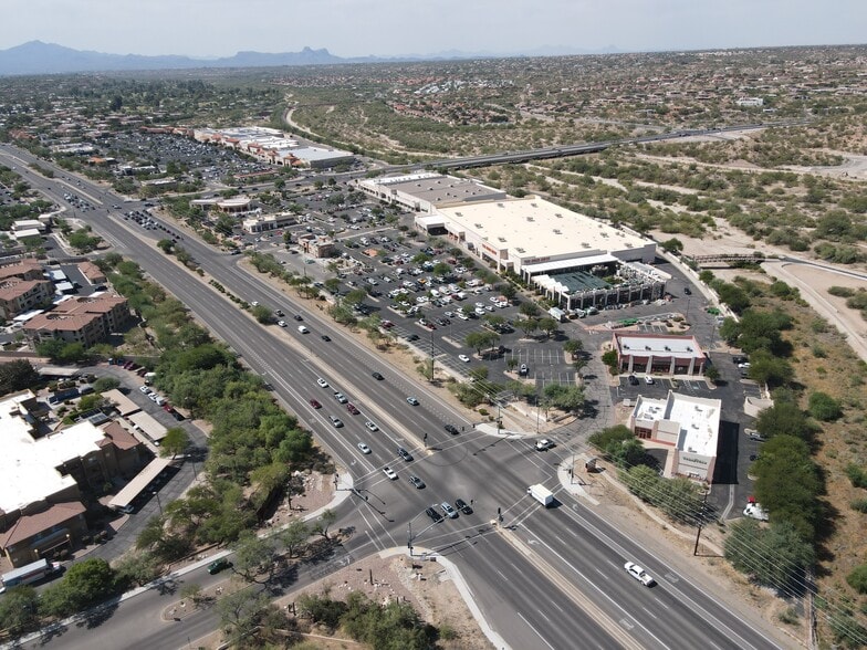 10775-10885 N Oracle Rd, Tucson, AZ for lease - Building Photo - Image 1 of 12