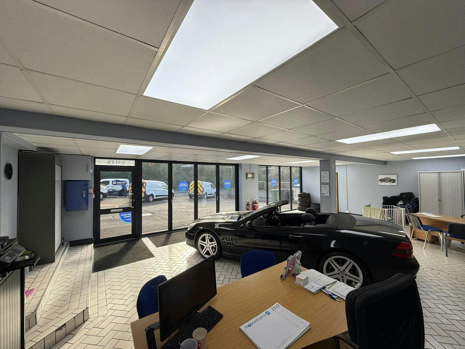 249 London Rd, Horndean for lease Interior Photo- Image 1 of 3