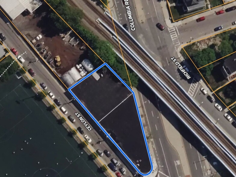 310 Columbia Rd, Boston, MA for lease - Building Photo - Image 2 of 12