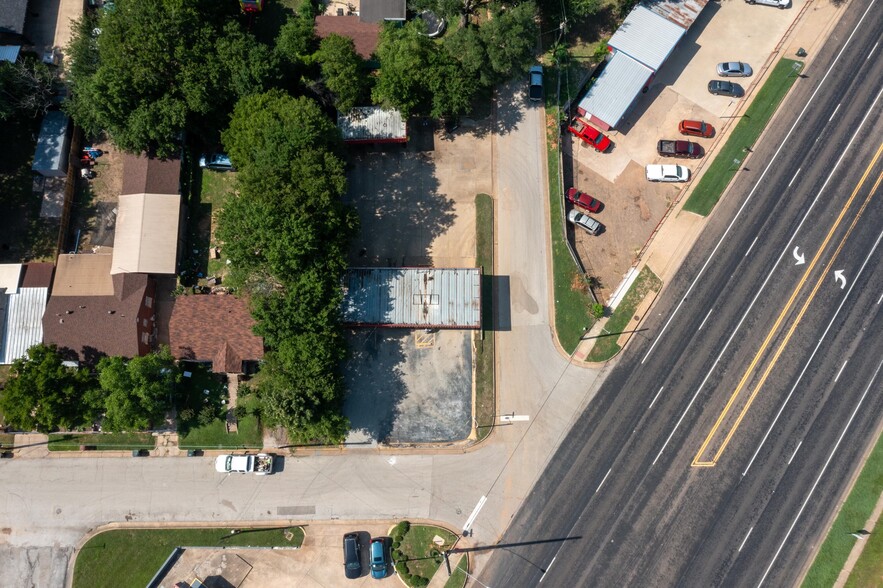 720 E Rosedale St, Tyler, TX for lease - Building Photo - Image 3 of 5