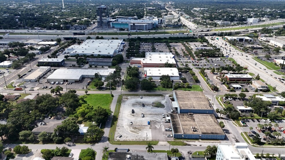 3712 W Walnut St, Tampa, FL for lease - Building Photo - Image 3 of 5