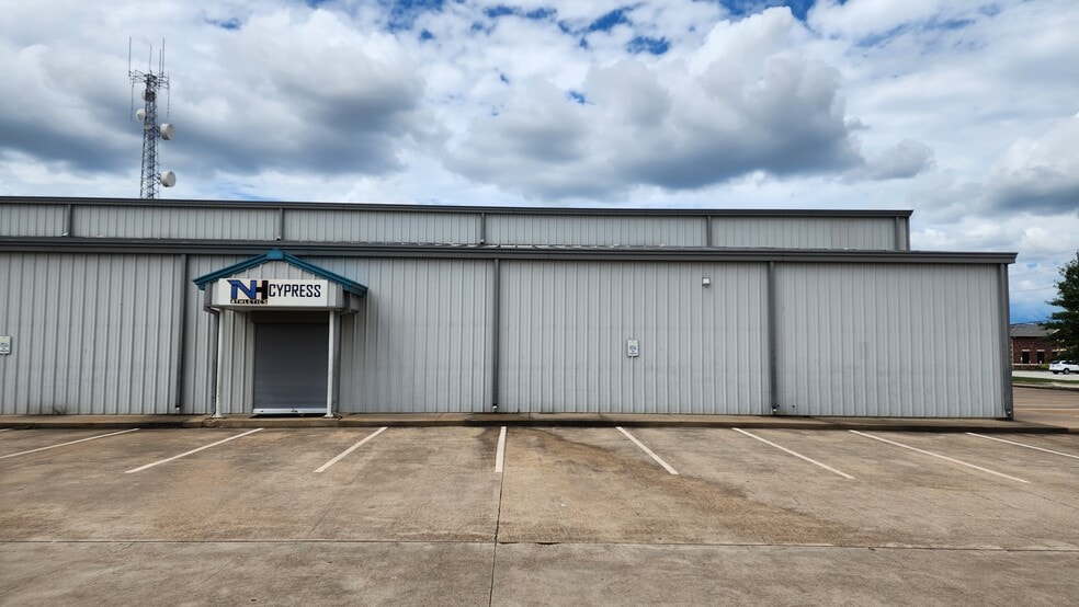 8835 Wheat Cross Dr, Houston, TX for lease - Building Photo - Image 2 of 16