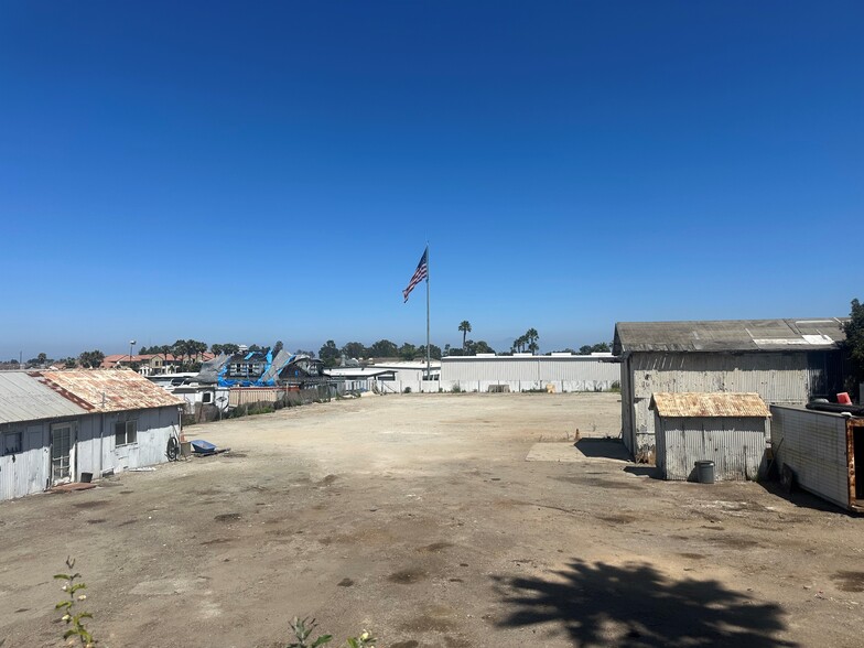 19192 Stewart Ln, Huntington Beach, CA for lease - Building Photo - Image 3 of 4