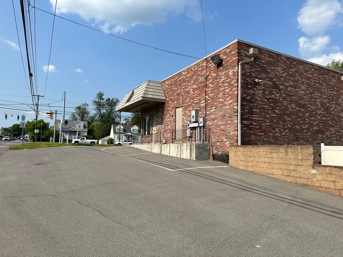 297 Evans City Rd, Butler, PA 16001