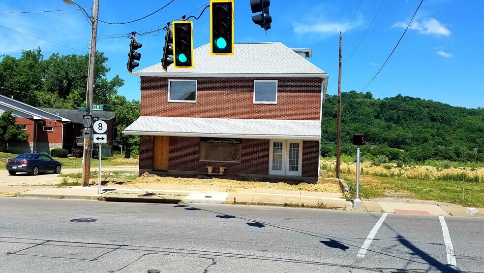 800-802 Elm St, Ludlow, KY for sale - Building Photo - Image 1 of 1