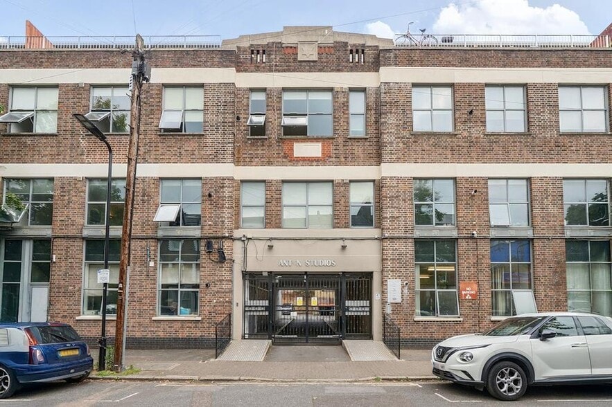 2-8 Anton St, London for lease - Building Photo - Image 3 of 29