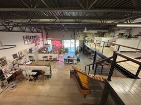 1380 River Bend Dr, Dallas TX - Loft