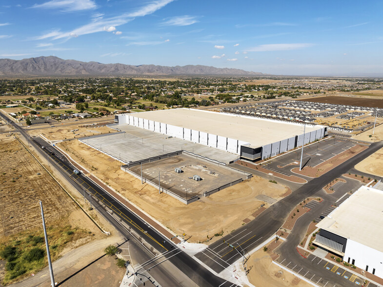 NWC of Route 303 & W Glendale Avenue, Litchfield Park, AZ for lease - Building Photo - Image 1 of 17