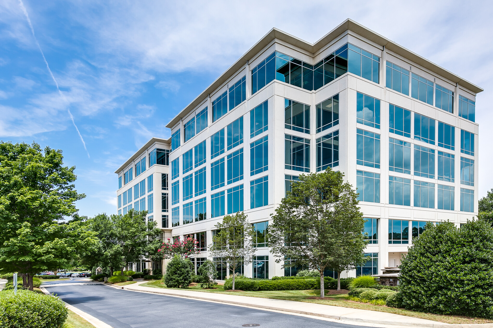 11720 Amberpark Dr, Alpharetta, GA for lease Building Photo- Image 1 of 24