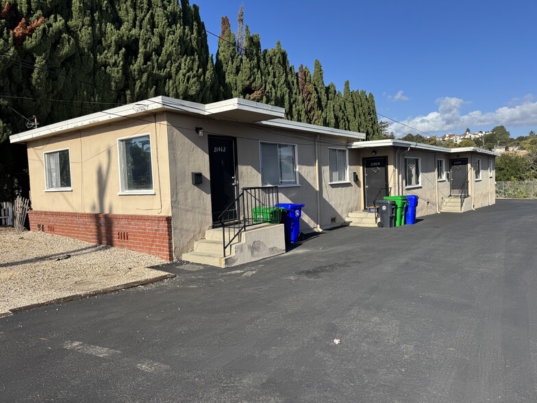 21462 Ocean View Dr, Hayward, CA for sale - Building Photo - Image 2 of 9