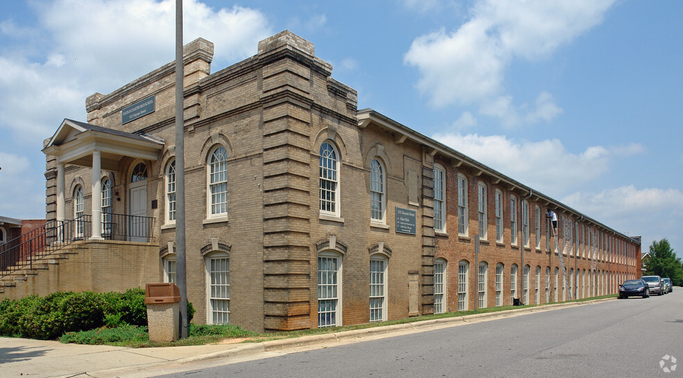 1111 Haynes St, Raleigh, NC for lease - Primary Photo - Image 1 of 6