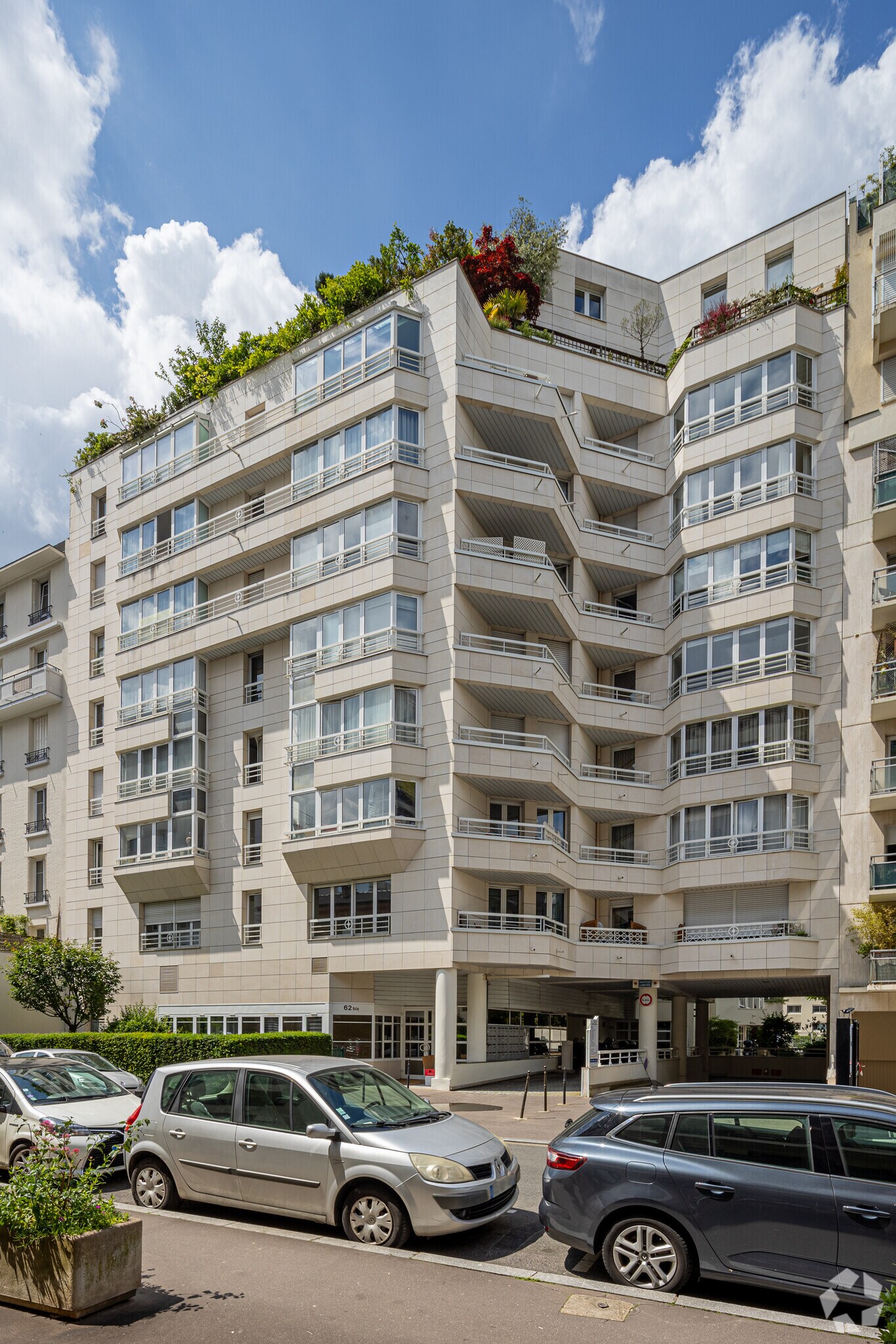 Office in Boulogne-Billancourt for lease Primary Photo- Image 1 of 2
