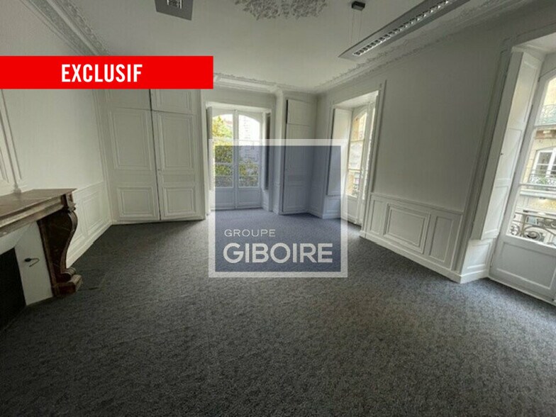 Office in Rennes for lease - Interior Photo - Image 2 of 5