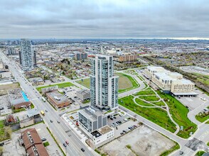 15 Lynch St, Brampton, ON - AERIAL  map view