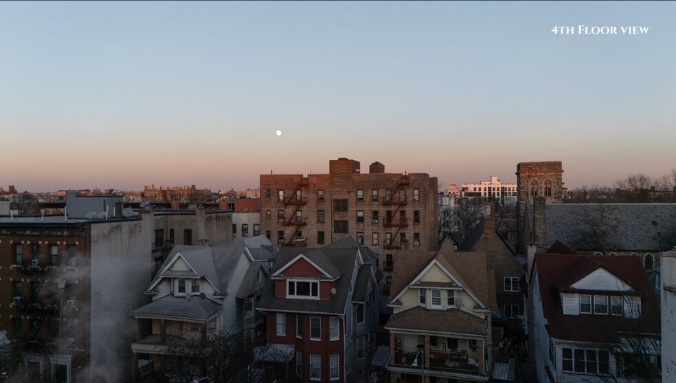 588 E 22nd St, Brooklyn, NY for sale - Building Photo - Image 3 of 5