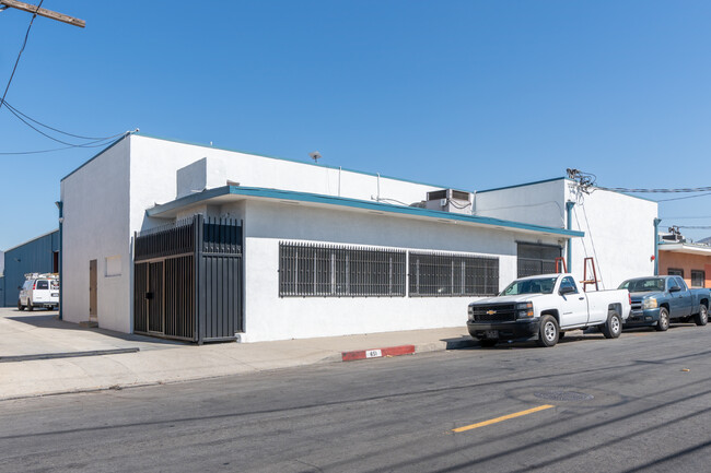 More details for 651 Arroyo Ave, San Fernando, CA - Industrial for Lease