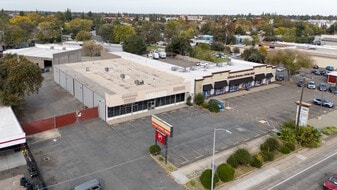 4727 Auburn Blvd, Sacramento CA - Parking Garage