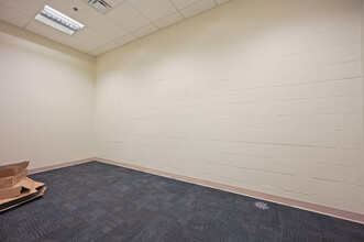 800 Carnarvon St, New Westminster, BC for lease Interior Photo- Image 2 of 25