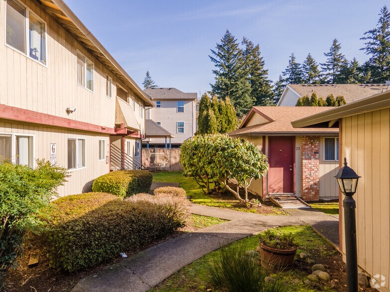 19201-19213 SE Yamhill St, Portland, OR for sale - Building Photo - Image 1 of 1