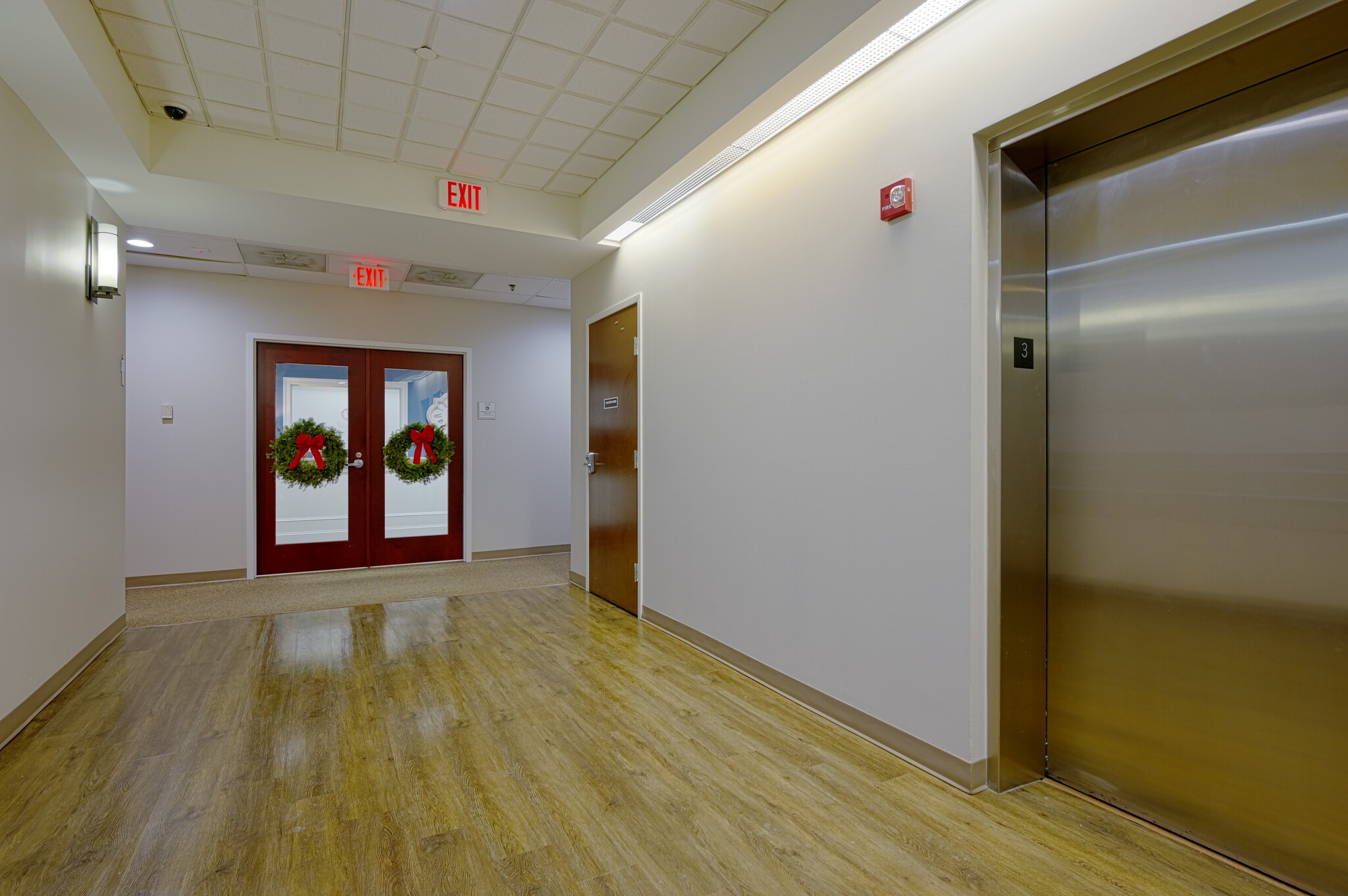 12700 Black Forest Ln, Woodbridge, VA for lease Interior Photo- Image 1 of 7