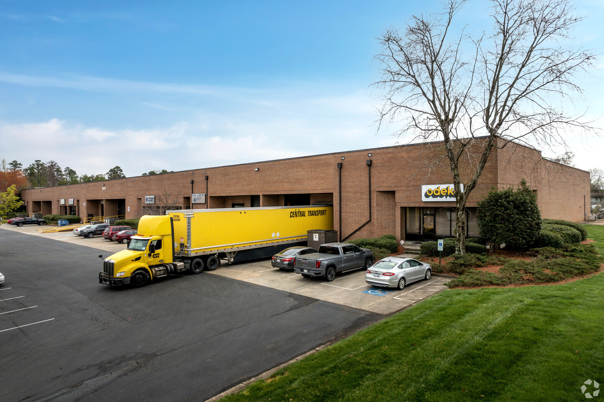 3800 Woodpark Blvd, Charlotte, NC for lease Building Photo- Image 1 of 5