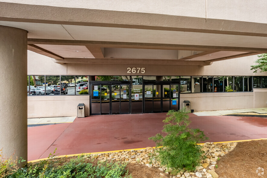 2675 N Decatur Rd, Decatur, GA for lease - Building Photo - Image 3 of 3