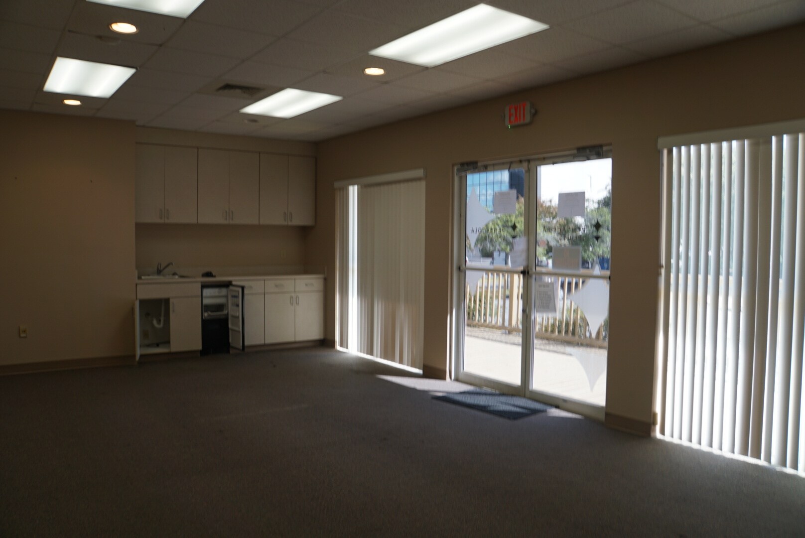 101 Main St, Pensacola, FL 32502 J. Stephens Building