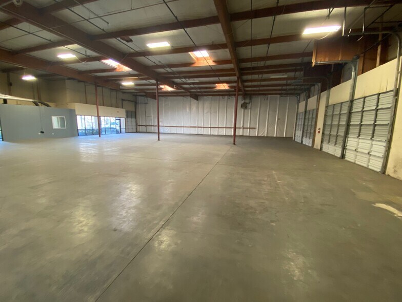 11717-11755 NE Marx St, Portland, OR for lease - Building Photo - Image 2 of 13