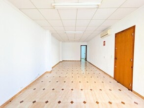 Office/Retail in Amposta, Tarragona for lease Interior Photo- Image 2 of 4
