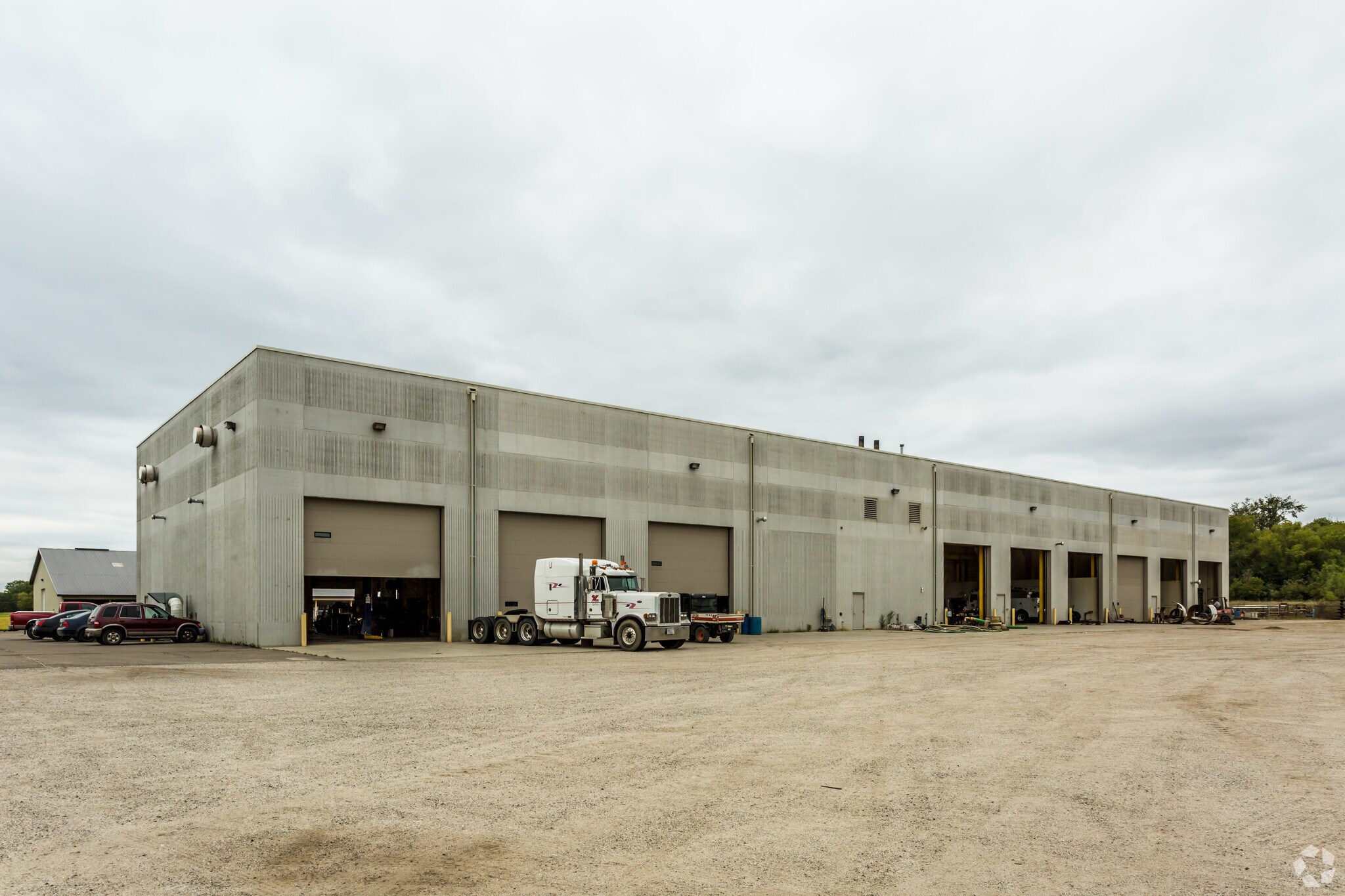 1351 Broadway St W, Saint Cloud, MN for sale Primary Photo- Image 1 of 1