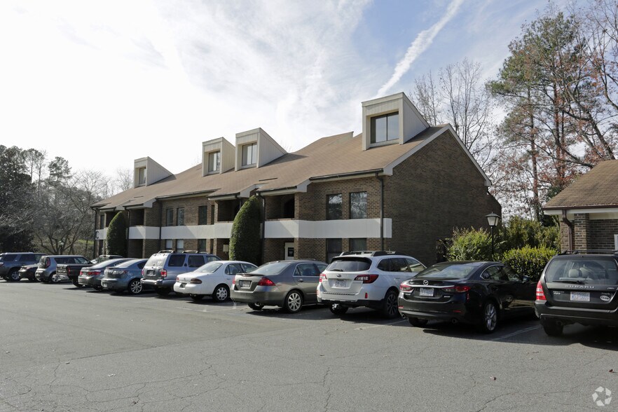 3326 Durham Chapel Hill Blvd, Durham, NC for sale - Primary Photo - Image 1 of 1