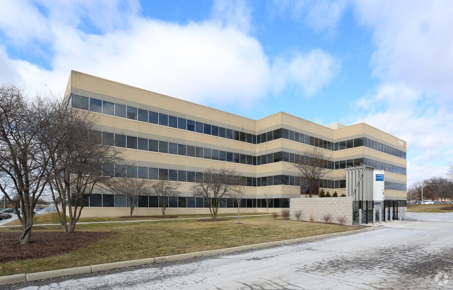 5965 E Broad St, Columbus, OH for lease - Building Photo - Image 2 of 4