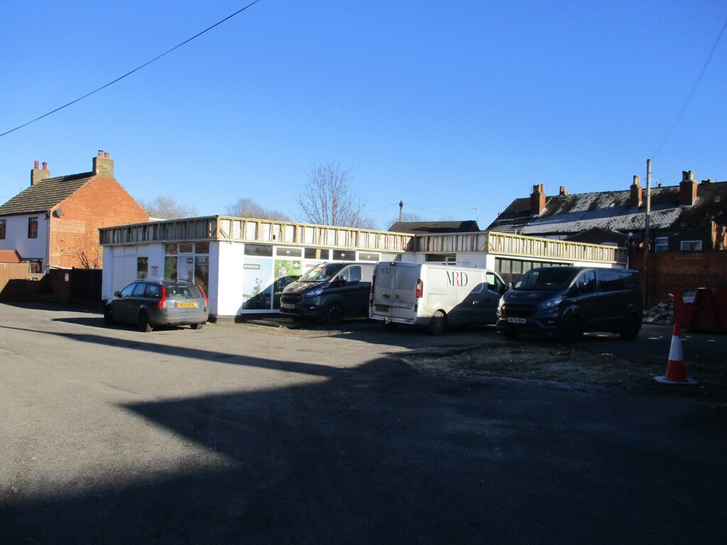 St John St, Retford for lease Building Photo- Image 1 of 3