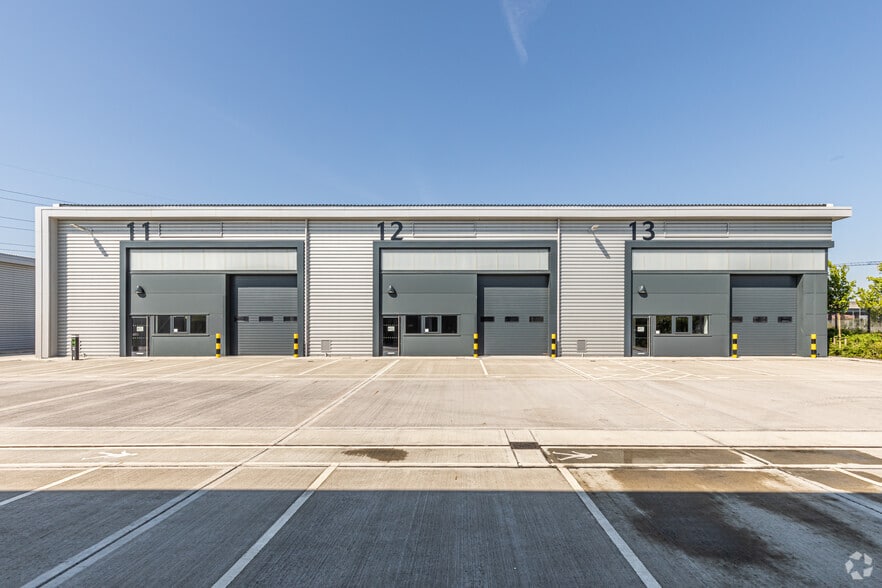 Consul Av, Rainham for lease - Building Photo - Image 3 of 4